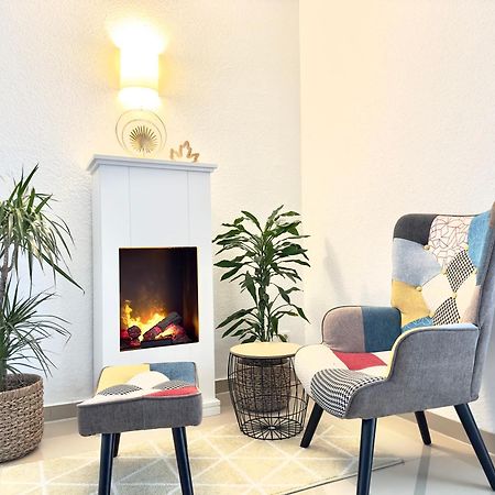 Mein Apartment Flowers Mit Kamin, Bis 10 Personen Frankenthal  Bagian luar foto