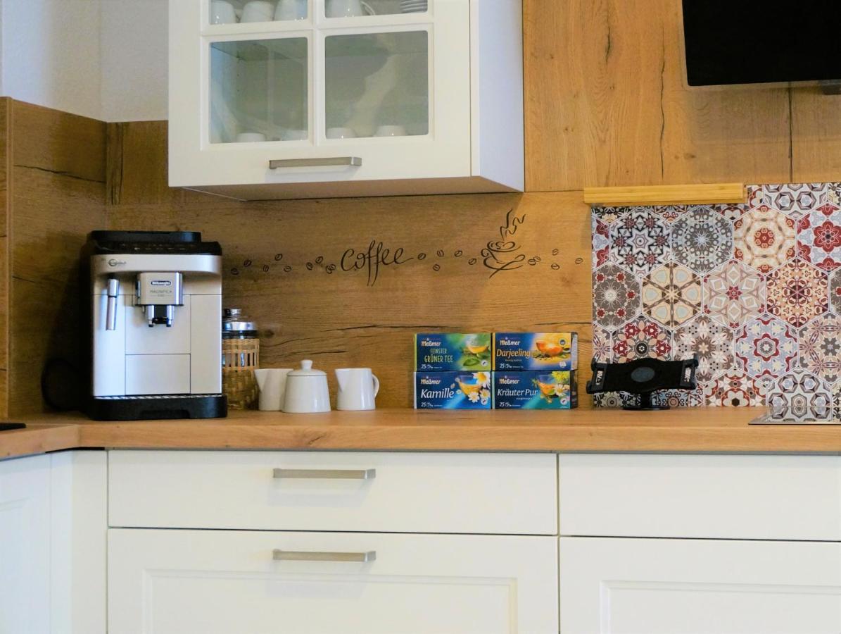 Mein Apartment Flowers Mit Kamin, Bis 10 Personen Frankenthal  Bagian luar foto