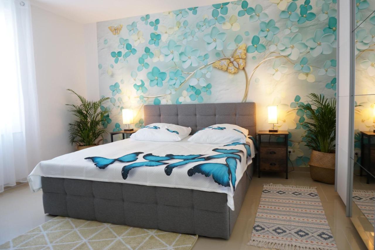Mein Apartment Flowers Mit Kamin, Bis 10 Personen Frankenthal  Bagian luar foto