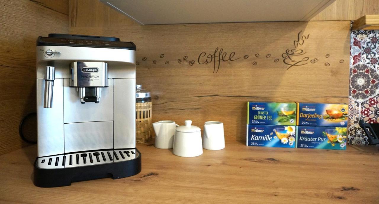 Mein Apartment Flowers Mit Kamin, Bis 10 Personen Frankenthal  Bagian luar foto
