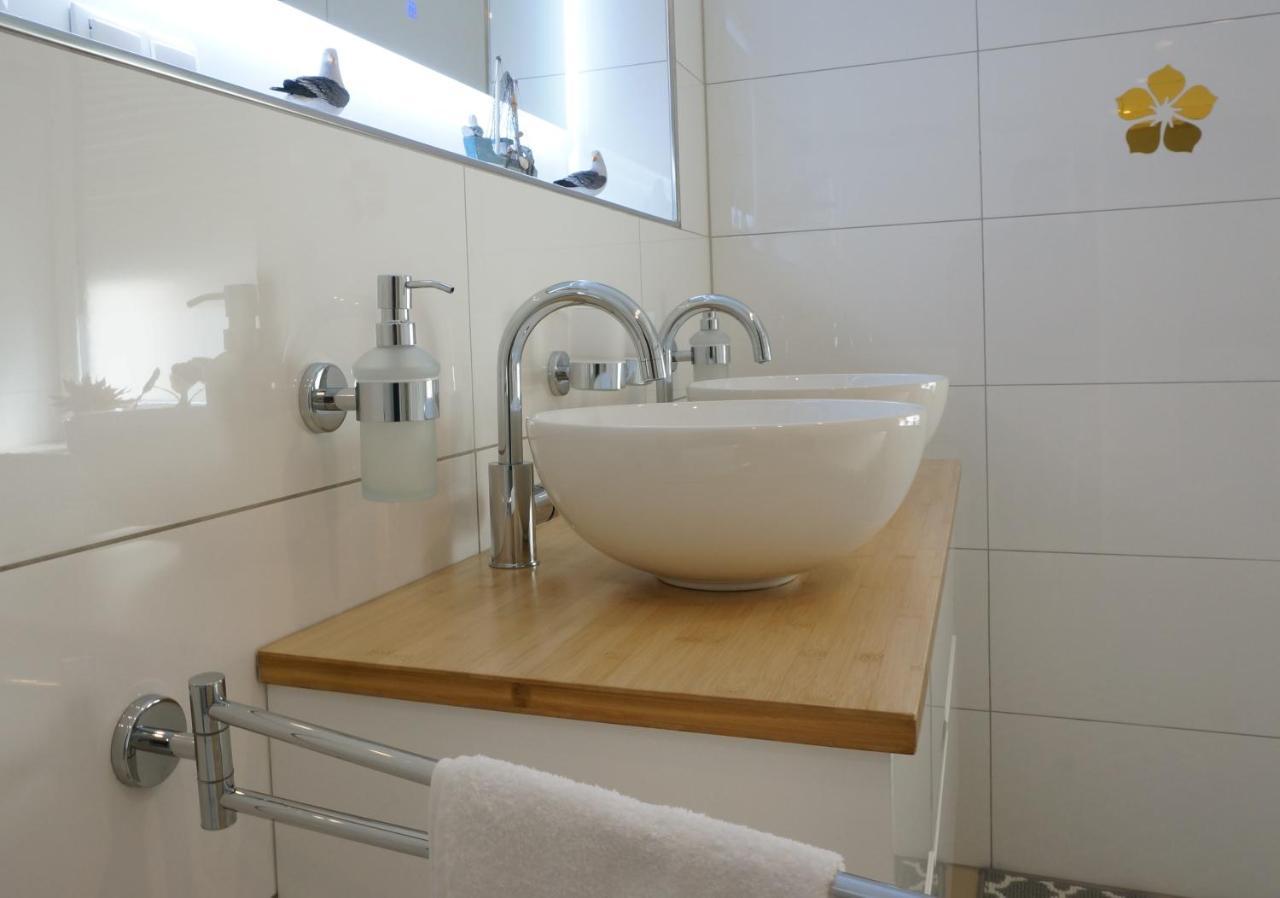 Mein Apartment Flowers Mit Kamin, Bis 10 Personen Frankenthal  Bagian luar foto